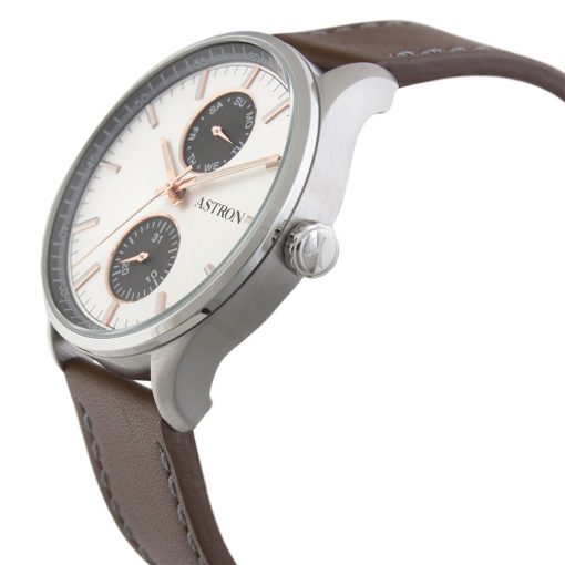 ASTRON 5502-7 férfi karóra, multifunkciós, ezüst színű nemesacél tok, barna bőrszíj, ezüst színű számlap, keményített ásványüveg, multifunkciós quartz szerkezet, 50 m (5 ATM) vízállóság