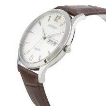 ASTRON 5511-7 férfi karóra, ezüst színű nemesacél tok, barna bőrszíj, fehér számlap, zafír, quartz szerkezet, cseppmentes vízállóság