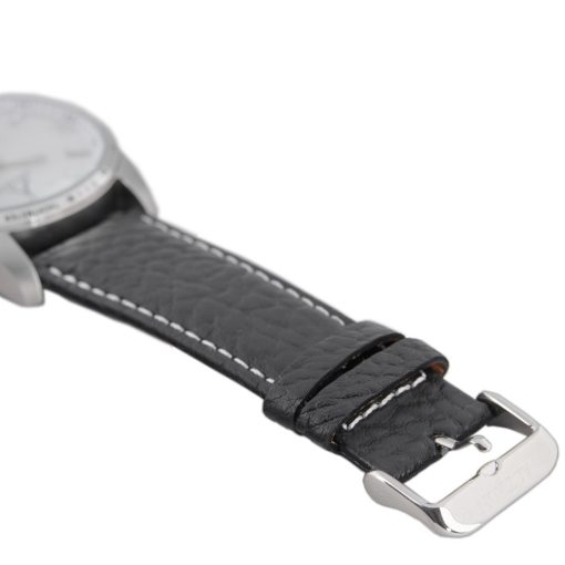 ASTRON 5519-7 férfi karóra, ezüst színű nemesacél tok, fekete bőrszíj, ezüst színű számlap, keményített ásványüveg, quartz szerkezet, 100 m (10 ATM) vízállóság