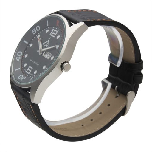 ASTRON 5570-1 férfi karóra, ezüst színű nemesacél tok, fekete bőrszíj, fekete számlap, keményített ásványüveg, quartz szerkezet, cseppmentes vízállóság