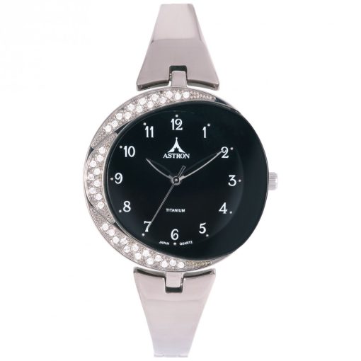 ASTRON 5582-1 női karóra, ezüst színű titánium tok, ezüst színű titánium csat, fekete számlap, keményített ásványüveg, quartz szerkezet, 50 m (5 ATM) vízállóság