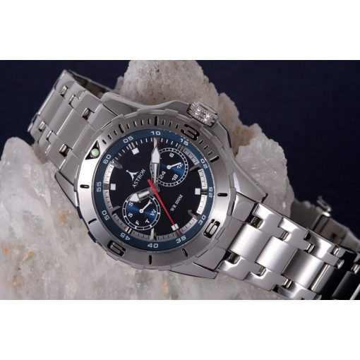 ASTRON 5769-2 férfi karóra, ezüst színű nemesacél tok, ezüst színű nemesacél csat, kék számlap, keményített ásványüveg, quartz szerkezet, 100 m (10 ATM) vízállóság